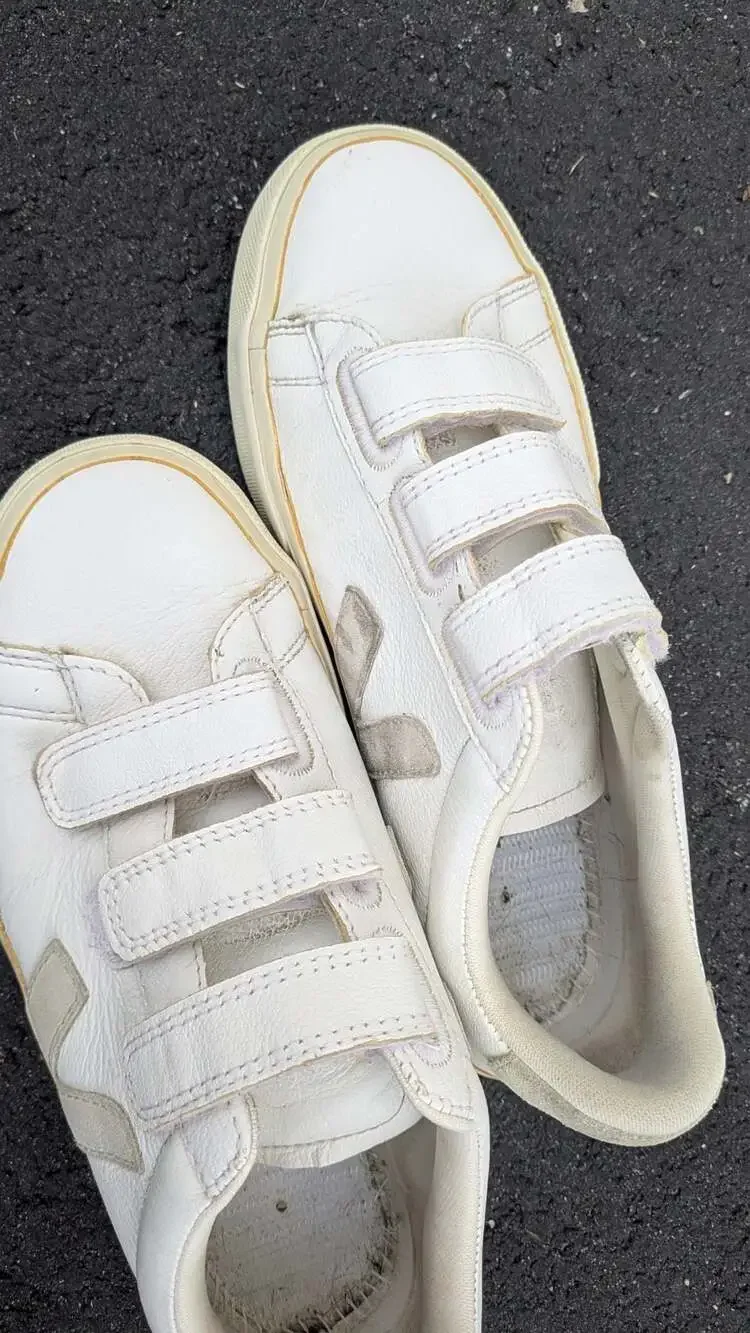 Veja Esplar Velcro Sneakers Size 9 White Leather